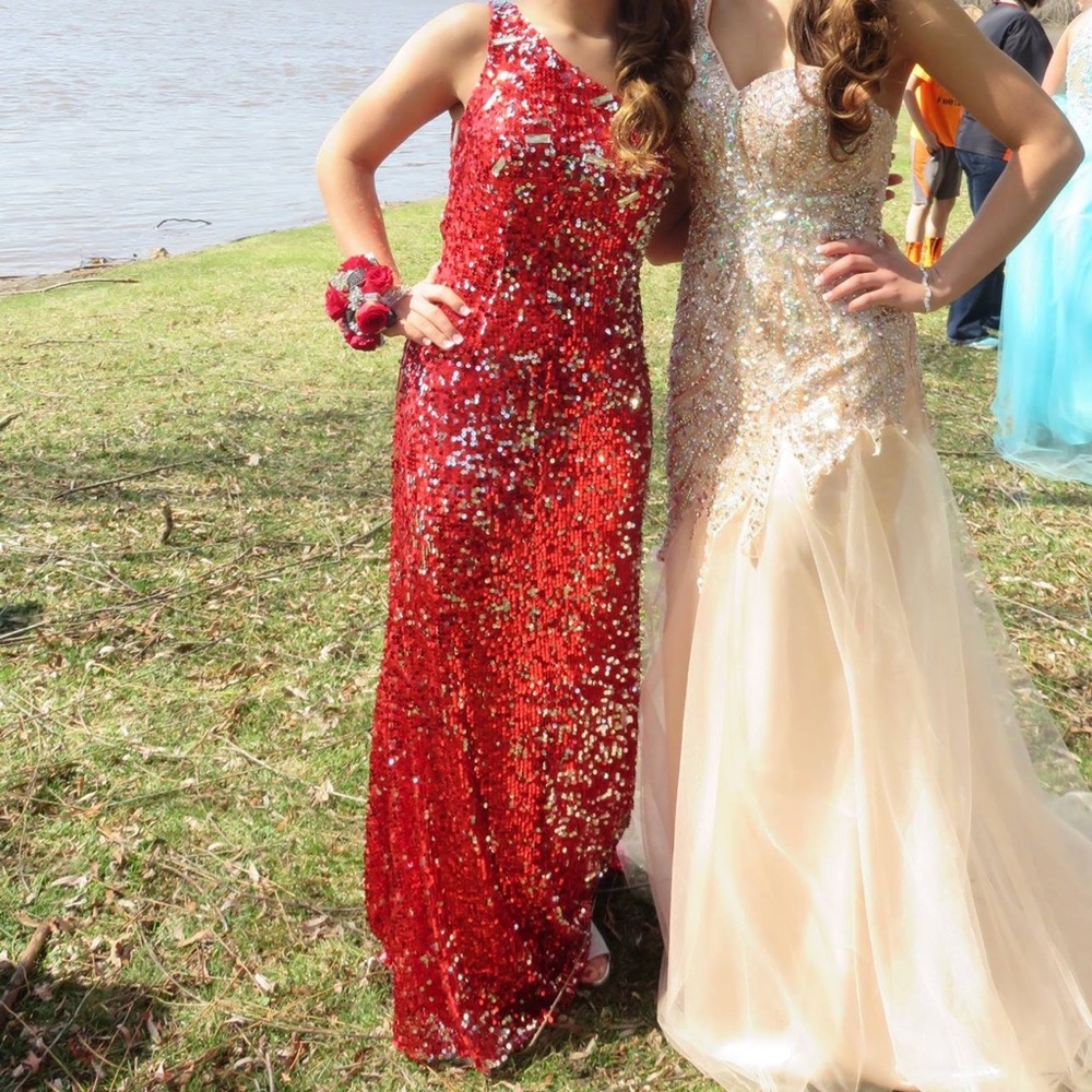 prom dress red